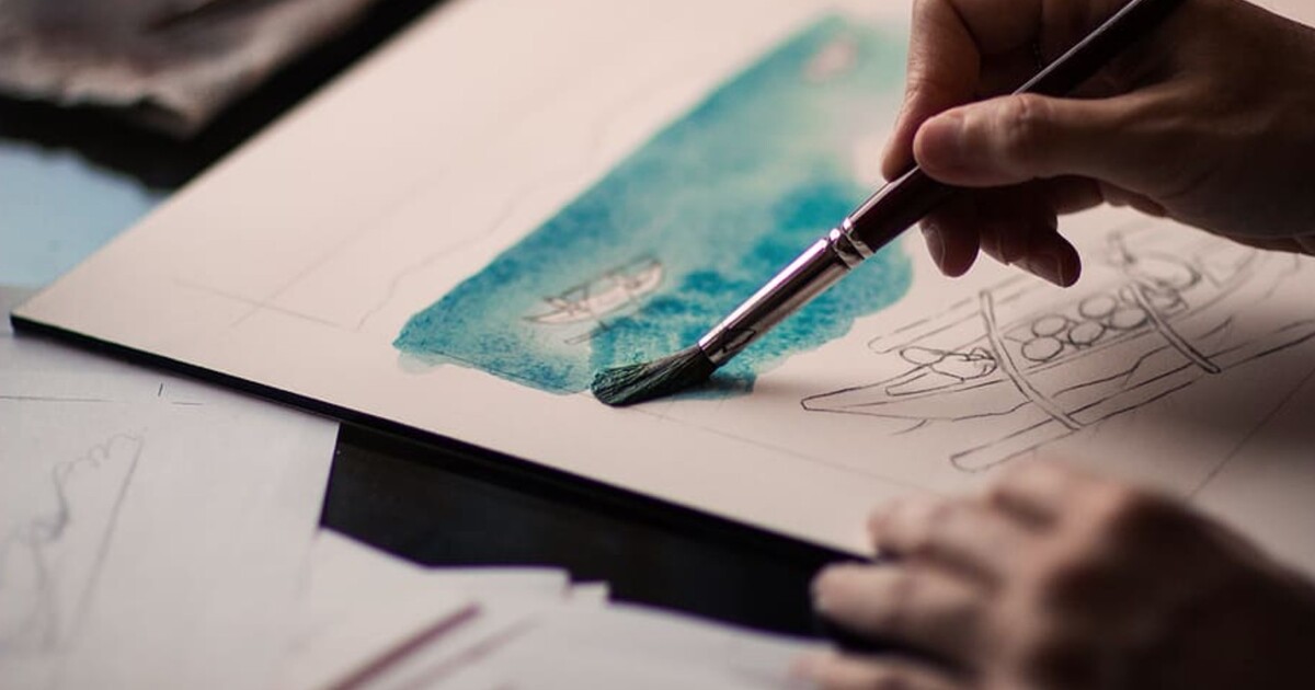 Umělce na volné noze trápí nepravidelné příjmy a malá podpora státu, uvádí studie