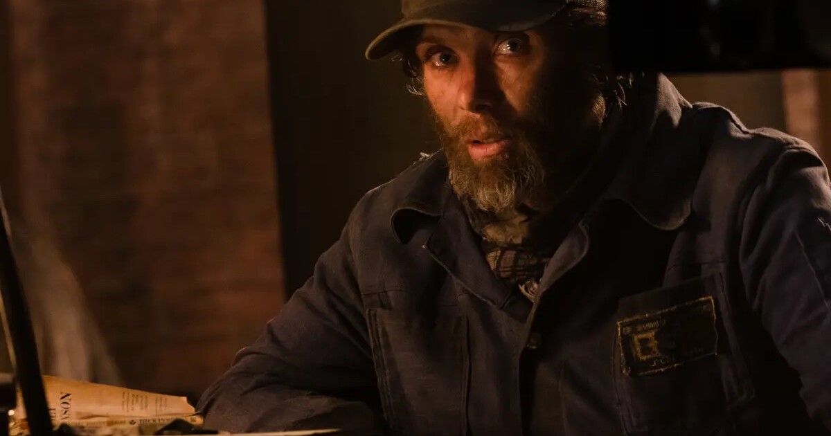 Co si pustit o víkendu: Drsňák Cillian Murphy ti ukáže, jak být ticho a neumřít