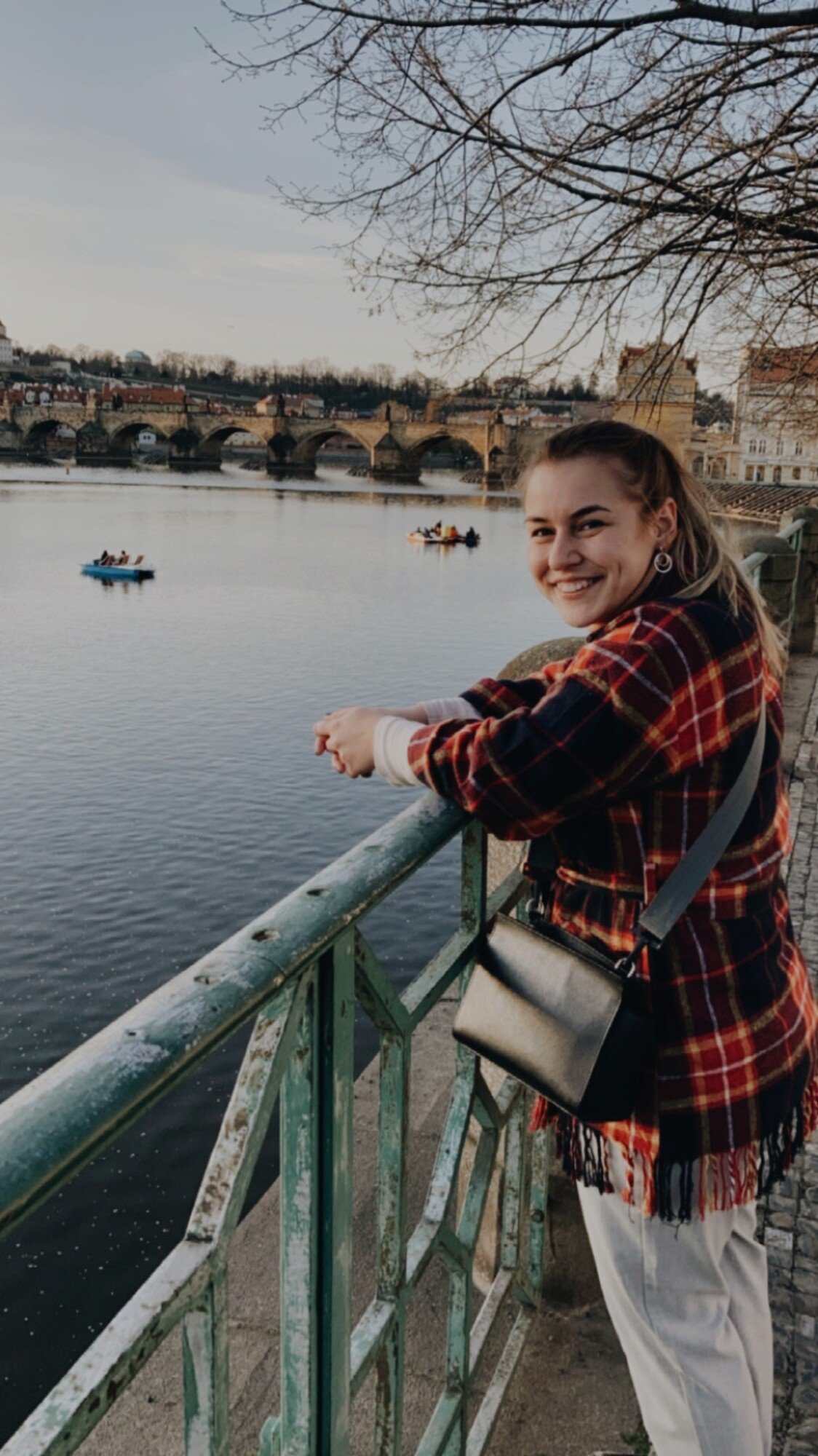 S marketingom značky Karouch pomáha Karin jej manžel.