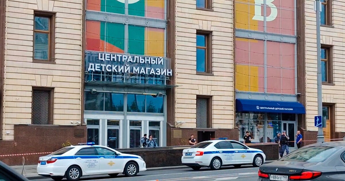 Výbuch v Moskvě: Exploze v dětském obchodním domě si vyžádala nejméně jednu oběť
