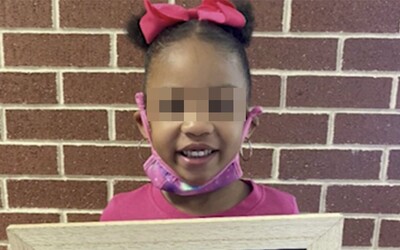 5letá dívka zemřela na koronavirus jen pár hodin poté, co ji lékaři poslali domů z nemocnice