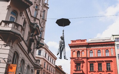5 tipů, kam vyrazit v Praze: Zkus jízdu historickou tramvají nebo letňák v Karlíně