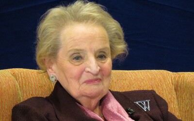 Zomrela Madeleine Albrightová, prvá ženská ministerka zahraničných vecí USA.