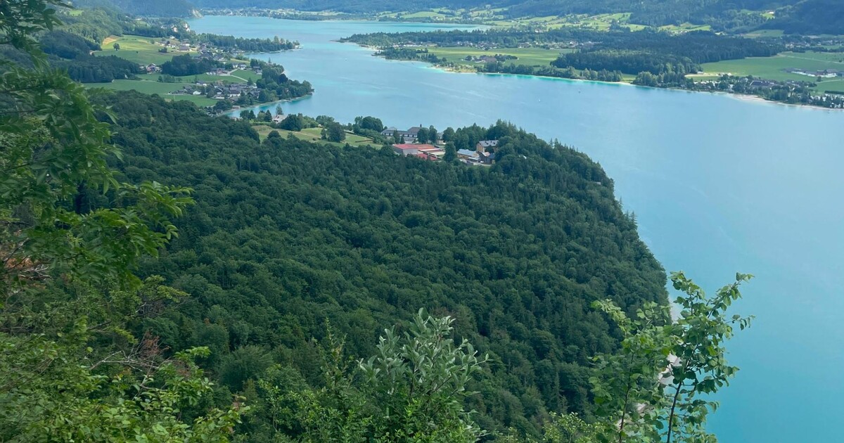 Toto léto se vydej do Rakouska! Jezero Wolfgangsee ti nabídne odpočinek u vody i nádhernou přírodu