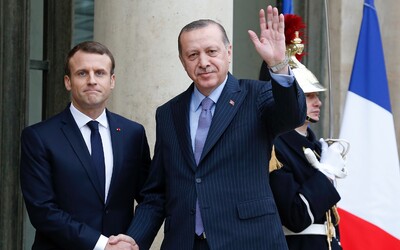Erdogan a Macron míří do Prahy. Na velkém summitu v Česku se sejdou lídryně a lídři z celé Evropy.