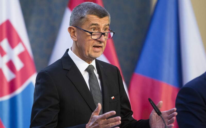 Návrh na posílení pravomocí premiéra na úkor parlamentu v krizi se projednávat nebude. „Tohle se kolegům fakt nepovedlo,“ uvedl Babiš