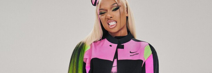 Spoločná kolekcia značiek Nike a AMBUSH je online. Sleduj prezentáciu s Megan Thee Stallion, ktorá srší sexepílom