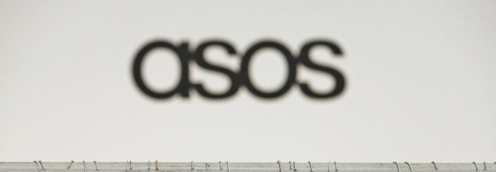 Po rasistickém skandálu H&M má problém ASOS. Prodávají choker, který si podle mnohých dělá legraci ze sebevraždy