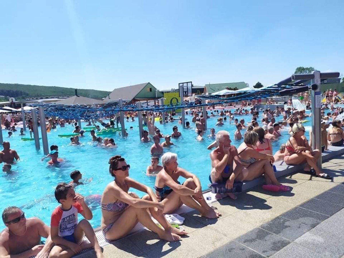 Termálne kúpalisko & wellness Podhájska
