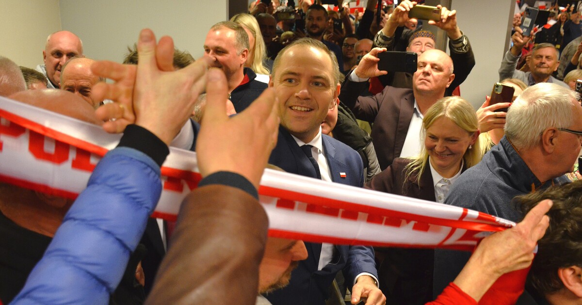 Nový prezident Polska: Kdo je Karol Nawrocki a co přináší?