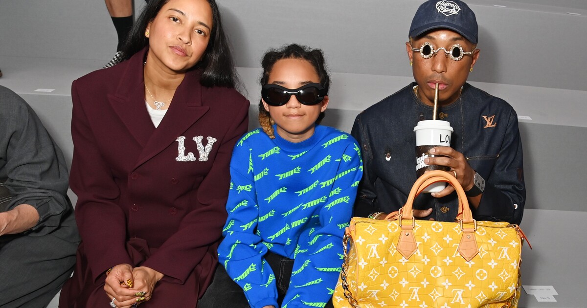Pařížský týden módy: Pharrell Williams ukázal tašku Louis Vuitton za 1 milion dolarů