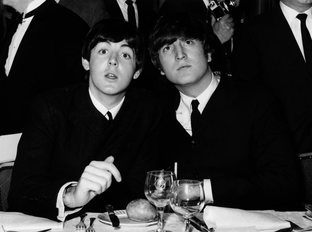 Paul McCartney a John Lennon.
