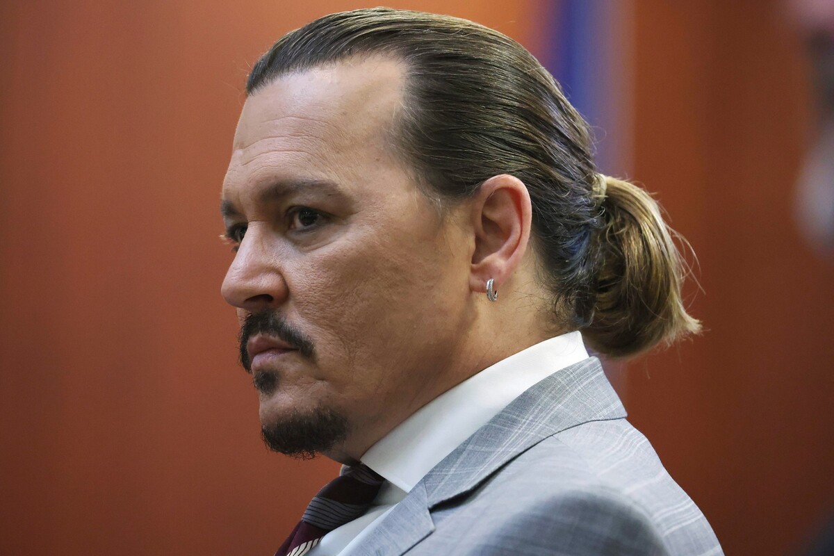 Herec Johnny Depp na súde vo Virgínii. 