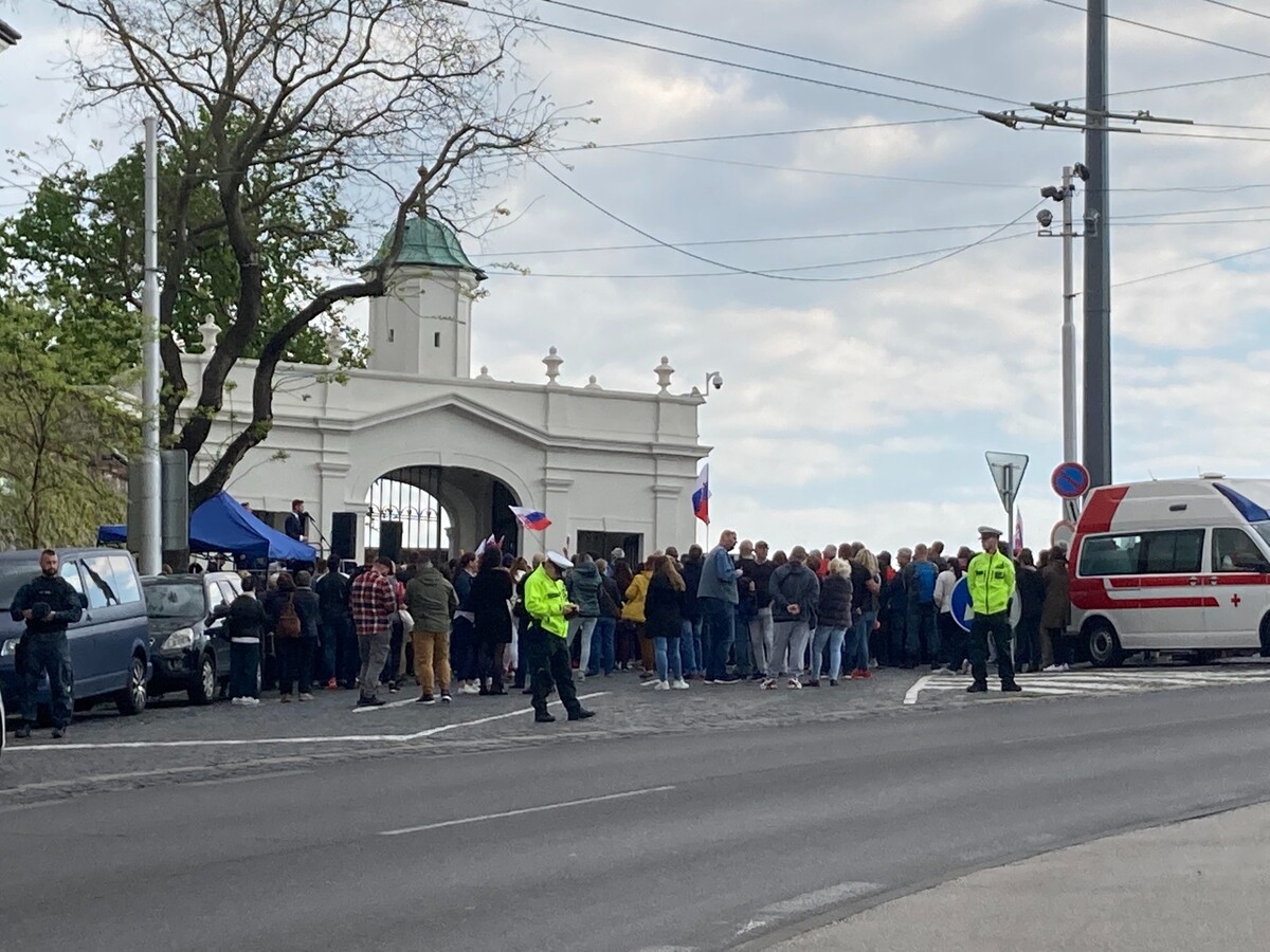 Cestou na demonštráciu.