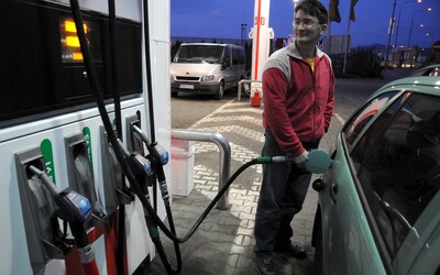 SAS navrhuje zníženie spotrebnej dane. Cena benzínu by klesla o 20 centov.