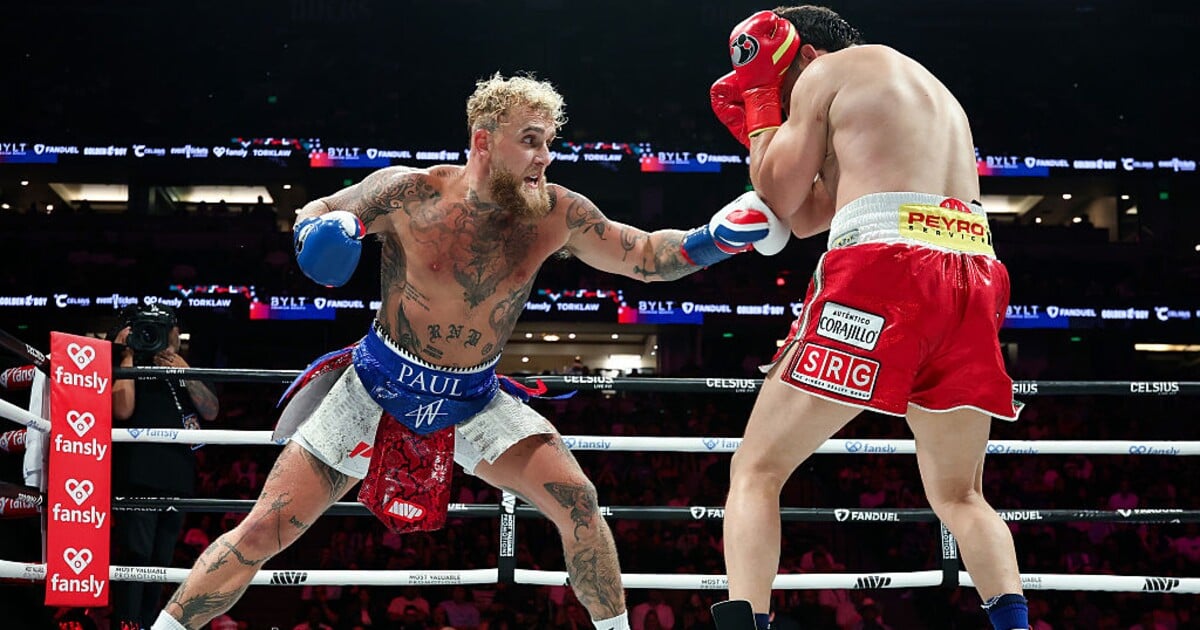 Jake Paul porazil bývalého boxerského šampiona. Bučícím fanouškům poslal ostrý vzkaz