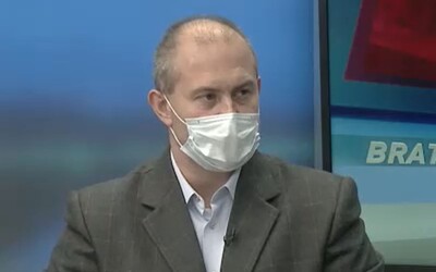 Kotleba vie, kto inicioval odchod jeho poslancov. Niektorých možno presvedčí, aby zostali v ĽSNS.