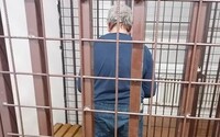 58-ročný pedofil v Petržalke masturboval pred deťmi. Mal pri sebe aj sexuálne pomôcky a erotické časopisy