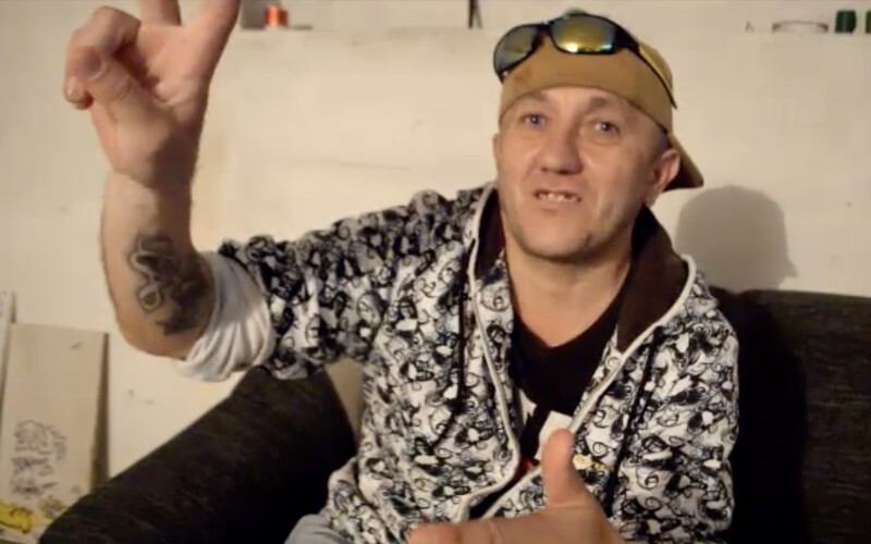 Som Čarovný učí na vysokej škole, pani Kajšmentke radikálne zmenila imidž a Roko Superstars vydáva album. Zisťovali sme, čo dnes robia legendy slovenského internetu, či ich na ulici ešte spoznávajú a ako ich ovplyvnilo, že sa stali slovenským memečkom.