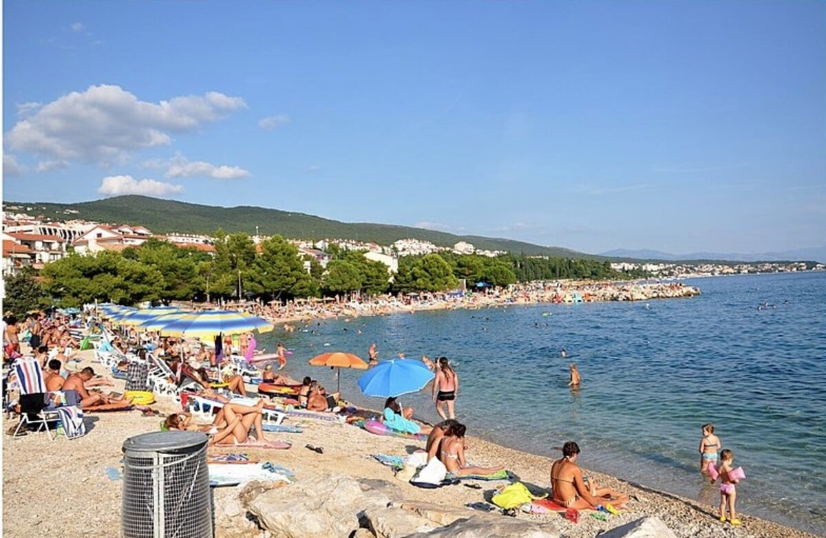 Crikvenica, pláž, Chorvátsko 