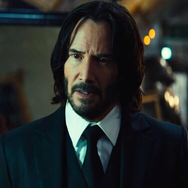 Fanúšikovia vravia, že si málokto zaslúži lásku tak ako práve Keanu Reeves. Ako sa volá jeho partnerka?