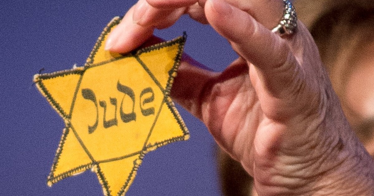 V Paříži se na budovách objevily Davidovy hvězdy. „Chtějí nás zastrašit,“ tvrdí Židé