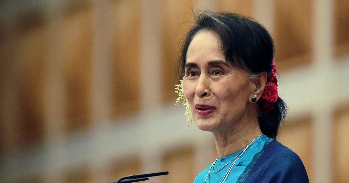 Sesazená lídryně Myanmaru a držitelka Nobelovy ceny Aun Schan Su Ťij dostala milost