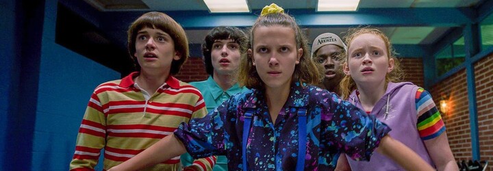 Popové hity osemdesiatych rokov, ponurý synthwave aj zúrivý metal. Toto je 20 najlepších skladieb zo seriálu Stranger Things