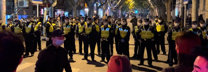 Si Ťin-pchingu, odstup! V Číně pokračují velké protesty už nejen proti koronavirovým opatřením