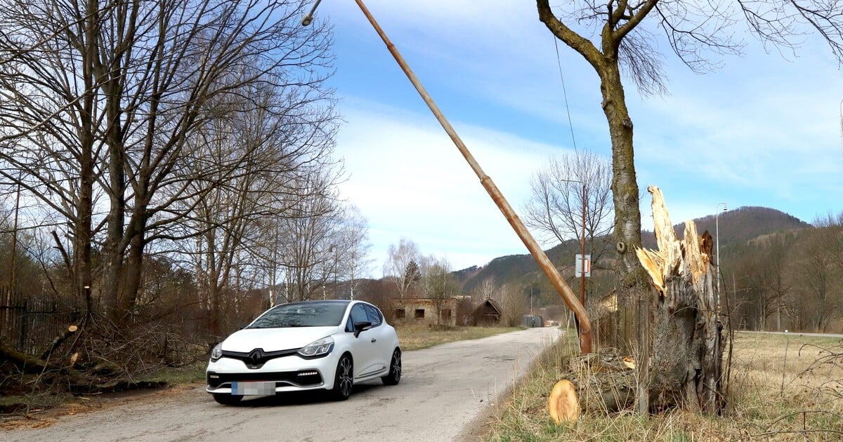 Slovensko zasiahne silná víchrica. Vietor na severe dosiahne rýchlosť až 135 km/h