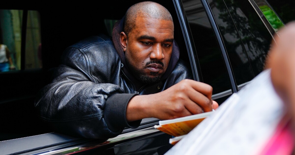 „Nemám rád jeho hudbu.“ Ye se pustil do Kendricka kvůli featu na Cartiho albu