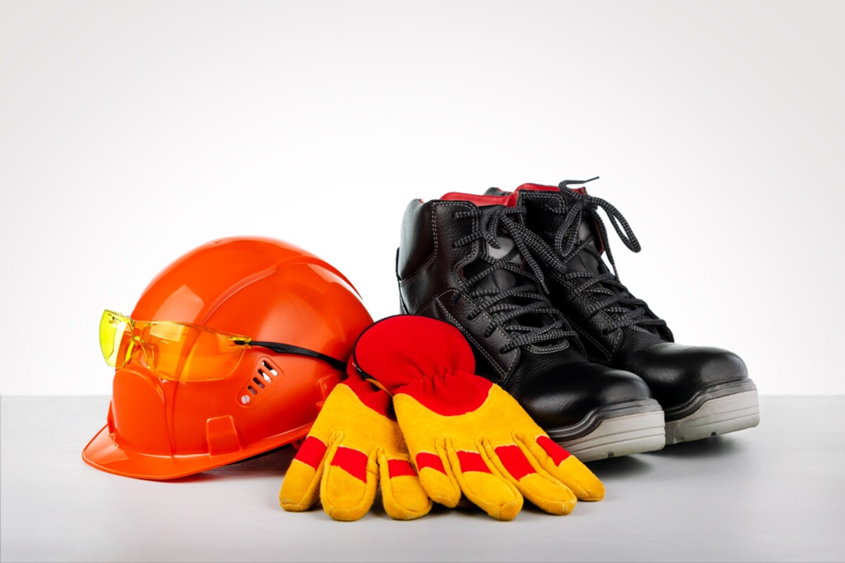 pracovné topánky, obuv, bezpečnostná obuv