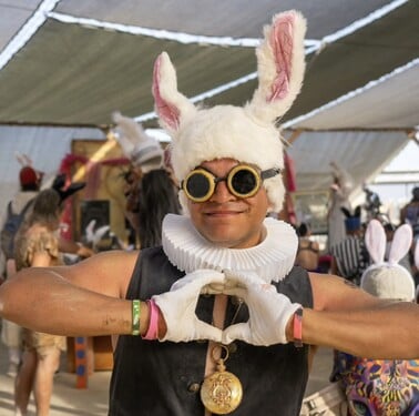 Na kterém festivalu zazářil tenhle ušák?