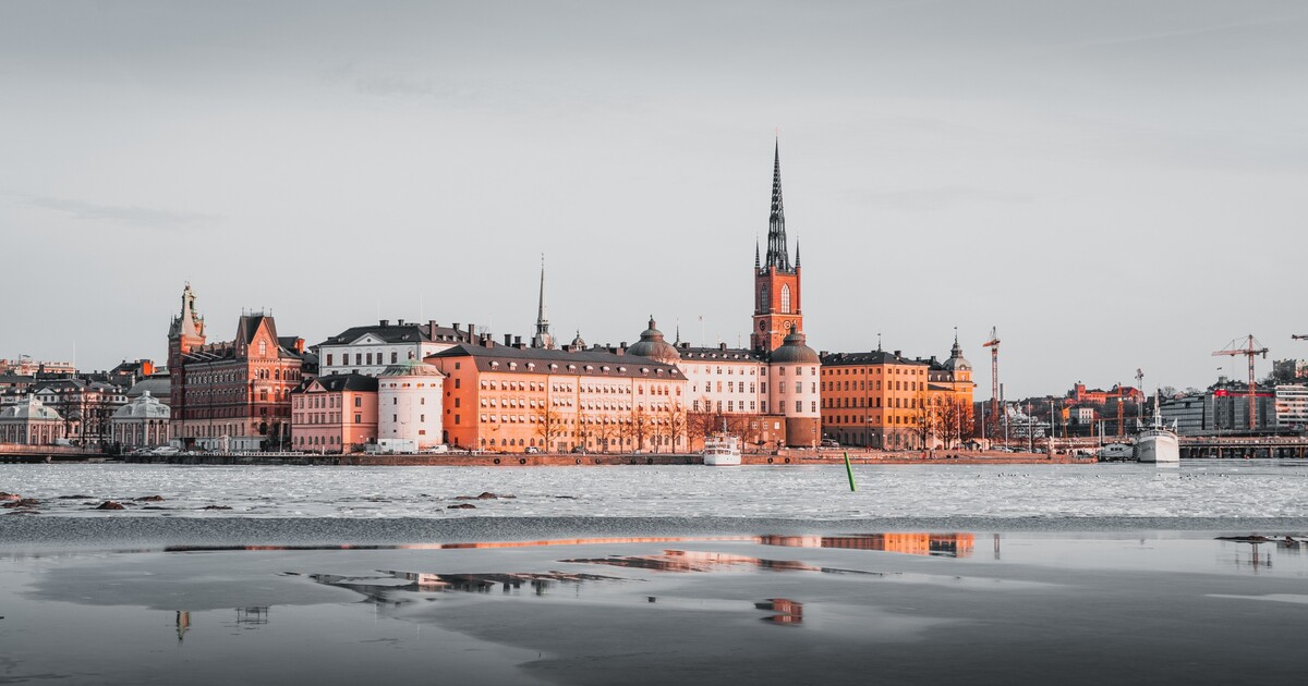 Stockholm zakáže vjezd benzinovým a naftovým autům do centra města. Jako první na světě
