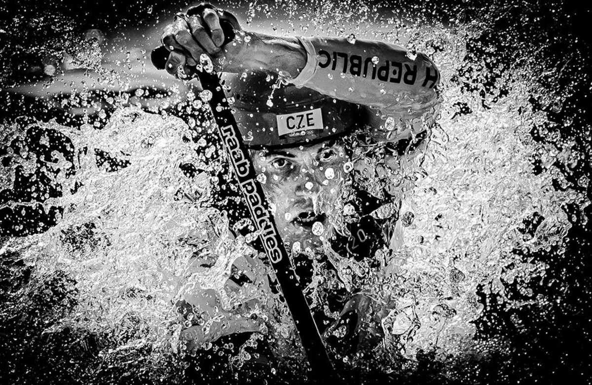 Kategorie: Vodní sporty.
Český reprezentant Lukáš Rohan v akci během slalomu C1 mužů na vodní cestě Sea Forest v Tokiu v Japonsku. Kanoista získal za akci stříbrnou olympijskou medaili.