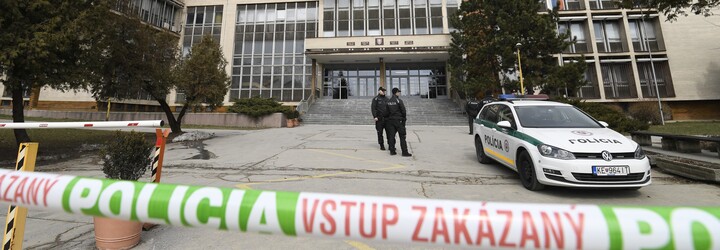 Róbert dostal za trávu 12 rokov. Ako sa bráni jeho obhajca a čo s tým urobia politici?
