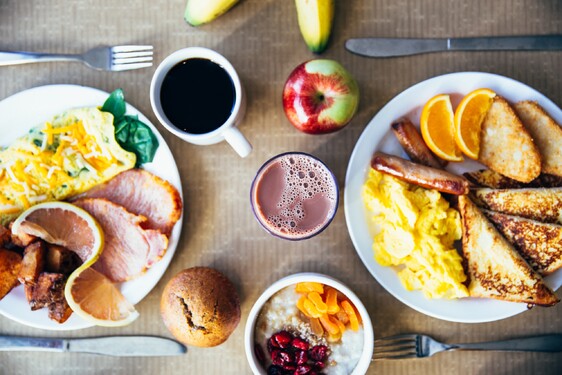 Na výber máš tieto raňajky. Ktorá z možností sa ti najviac pozdáva? 