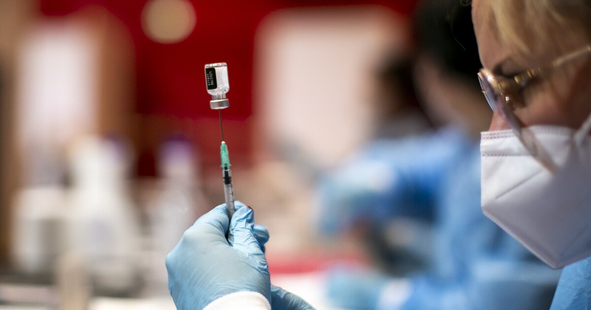 Naděje v léčbě ochrnutí. Experimentální léčba pomohla pacientovi znovu chodit