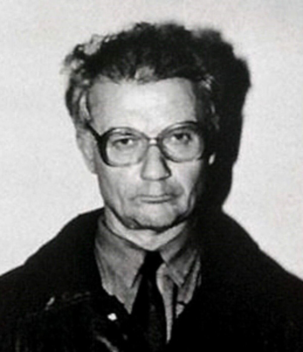 Sériový vrah, kanibal a učiteľ Andrej Čikatilo.