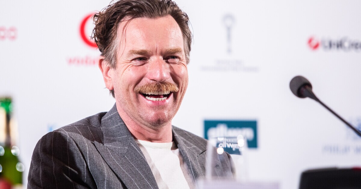 Při rozhovoru s Ewanem McGregorem se nám roztřásla kolena. Bál se ve společném filmu se svou dcerou intimity?