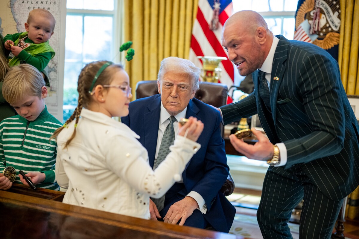 White House, Conor McGregor