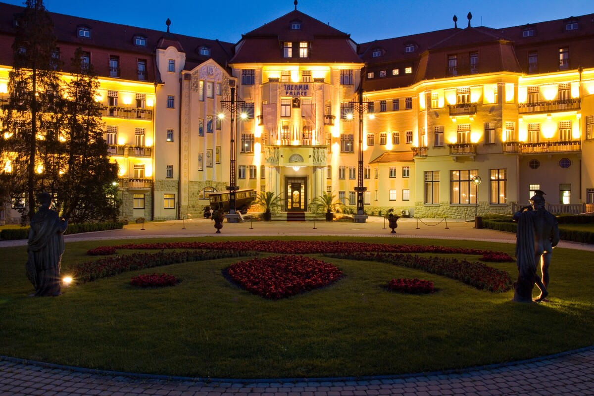 Hotel Thermia Palace.