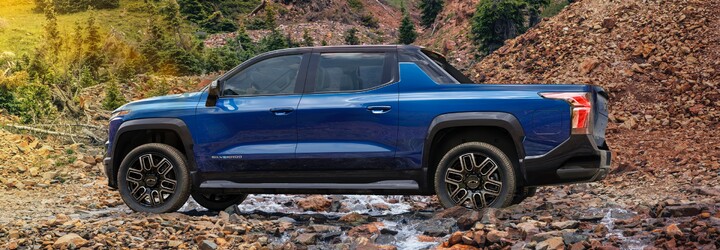 Ďalší elektrický pick-up sa volá Chevrolet Silverado EV, jeho úvodná 670-koňová edícia sa vypredala za 12 minút