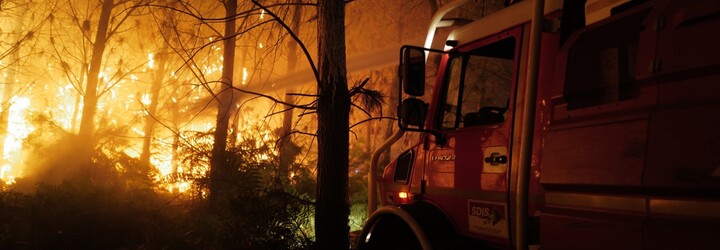 Policie ve Francii zatkla 48 lidí v souvislosti s ničivými letními požáry, 12 již bylo odsouzeno