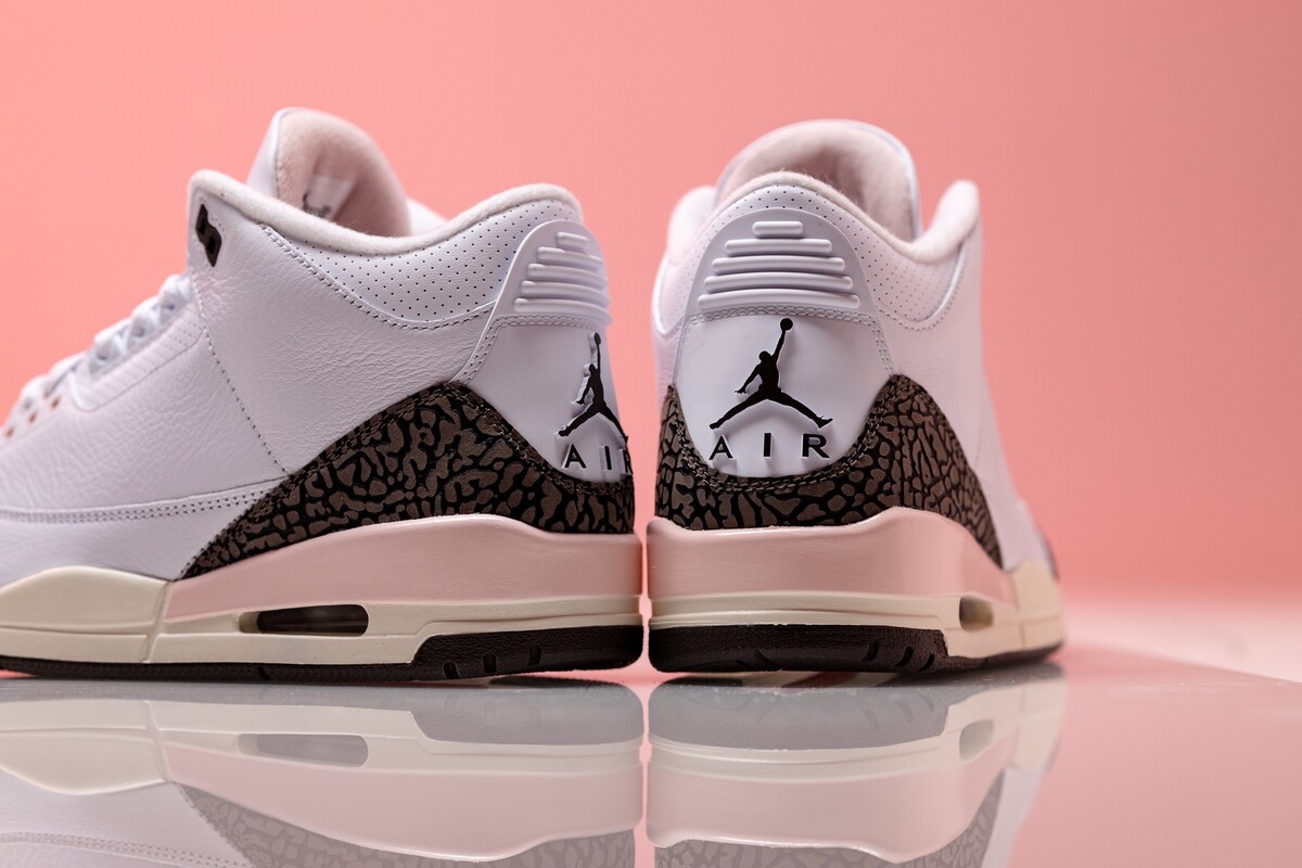 Air Jordan 3 Retro W „Neapolitan“