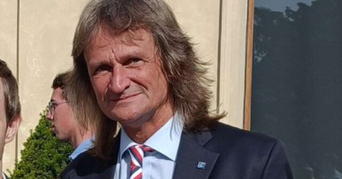 Ševčík rezignoval na funkci proděkana. Rektor VŠE jeho odchod vítá