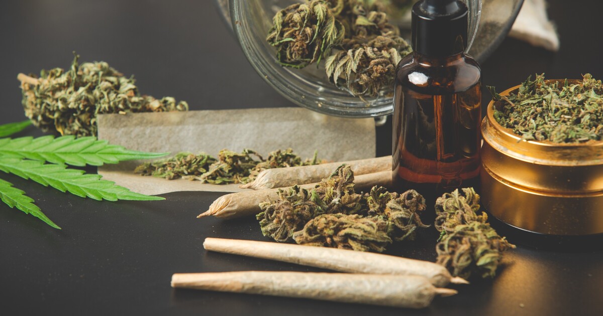 Na Václaváku zkolabovaly dvě mladé ženy. Před kolapsem údajně konzumovaly bonbony s THC