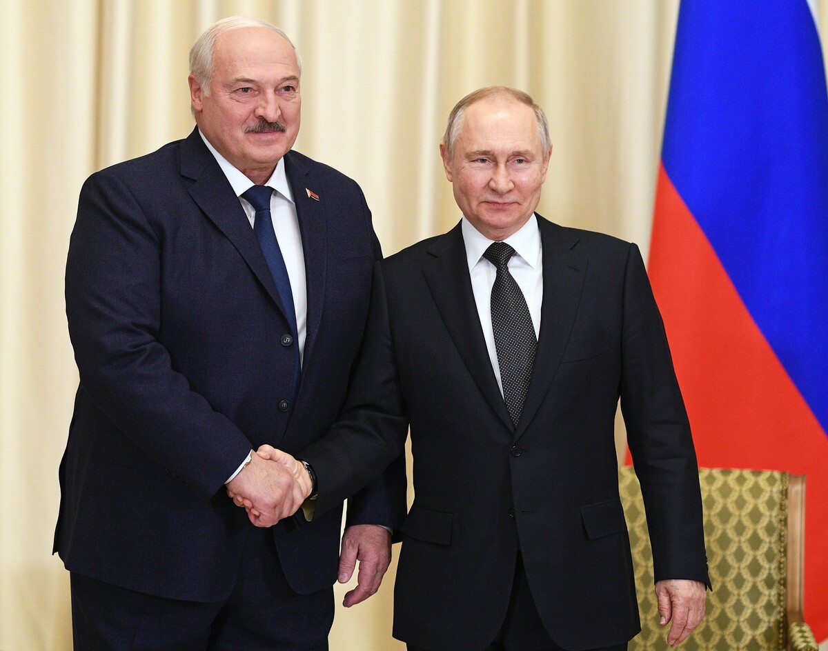Alexander Lukašenko a Vladimir Putin na stretnutí v Moskve.