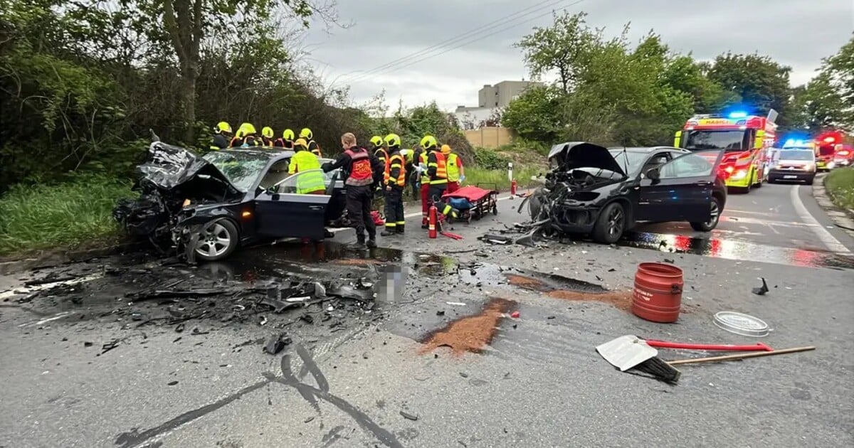 Vážná nehoda na Ostravsku. Opilý a zdrogovaný řidič zranil čtyři lidi včetně dítěte