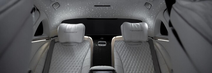 Motor V12, 720 koní, dvojfarebné lakovanie, snehobiely interiér a strop posiaty LED svetlami. To je Maybach od Mansory